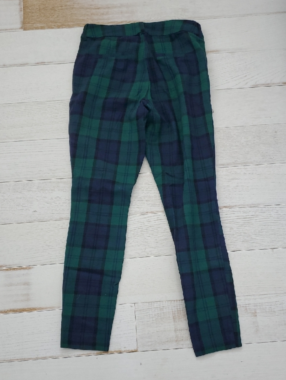 Old Navy Pixie High-Rise Plaid Pants in Green & Blue - Picture 4 of 4